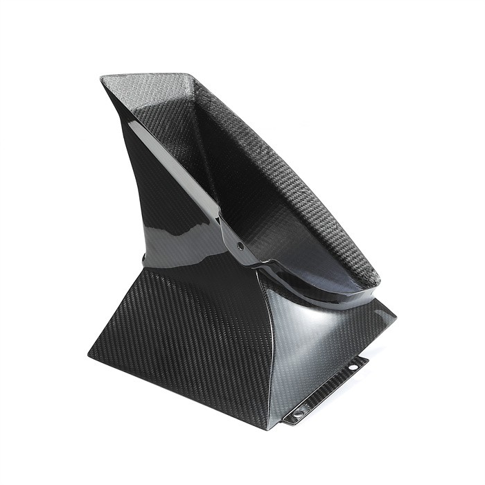 Proizvođač autodijelova od karbonskih vlakana